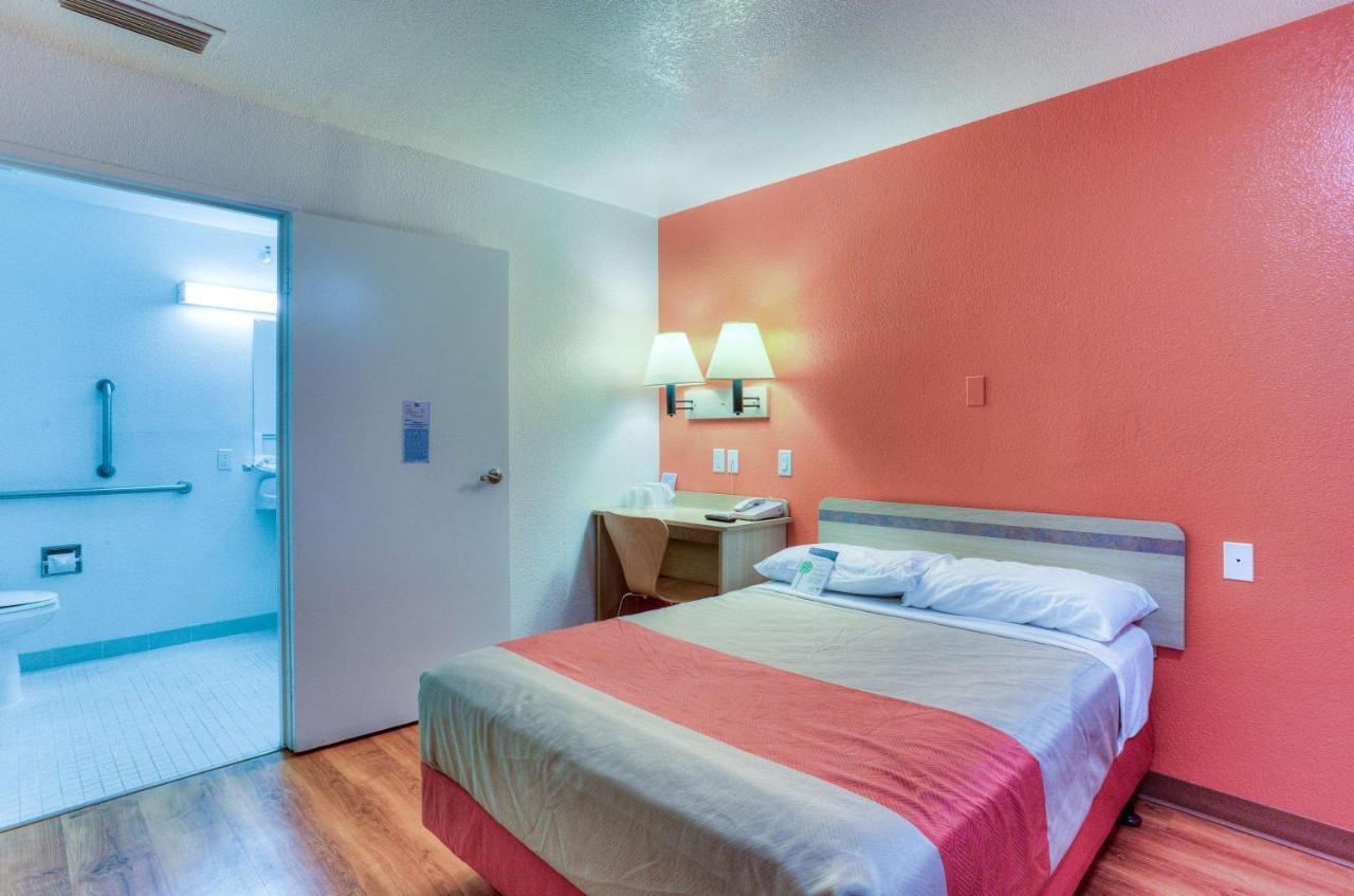 Motel 6-Tigard, Or - Portland South - Lake Oswego Zewnętrze zdjęcie