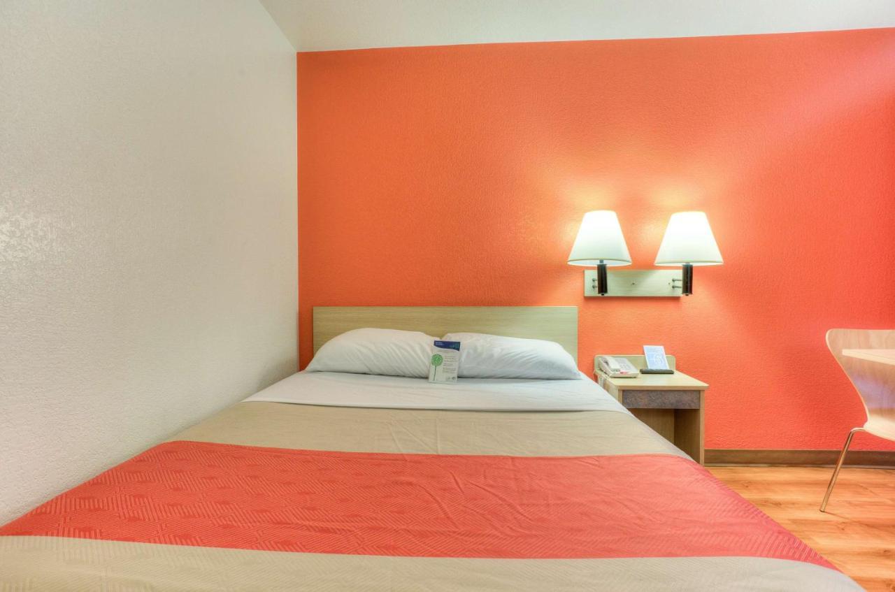 Motel 6-Tigard, Or - Portland South - Lake Oswego Zewnętrze zdjęcie