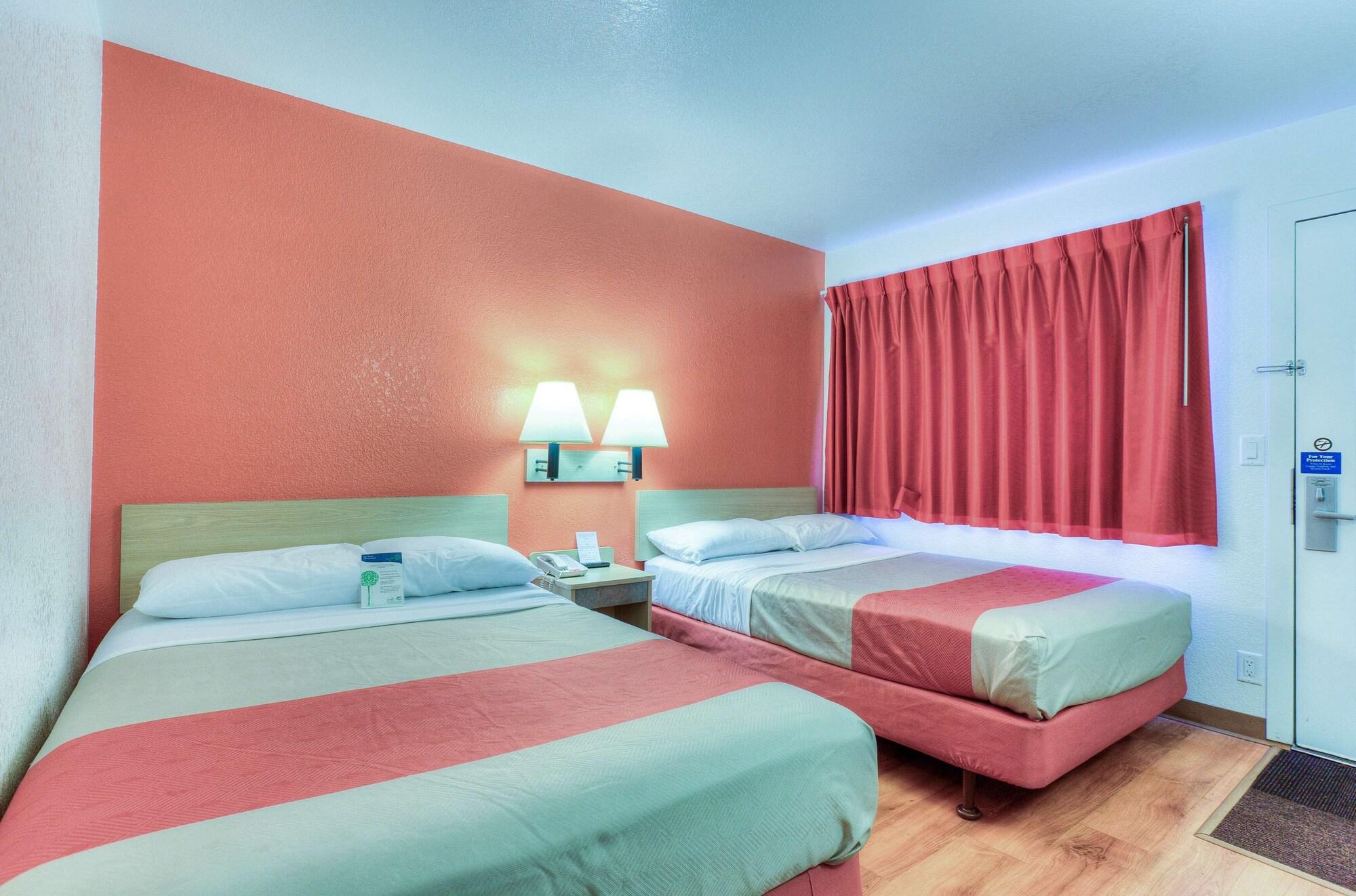 Motel 6-Tigard, Or - Portland South - Lake Oswego Zewnętrze zdjęcie