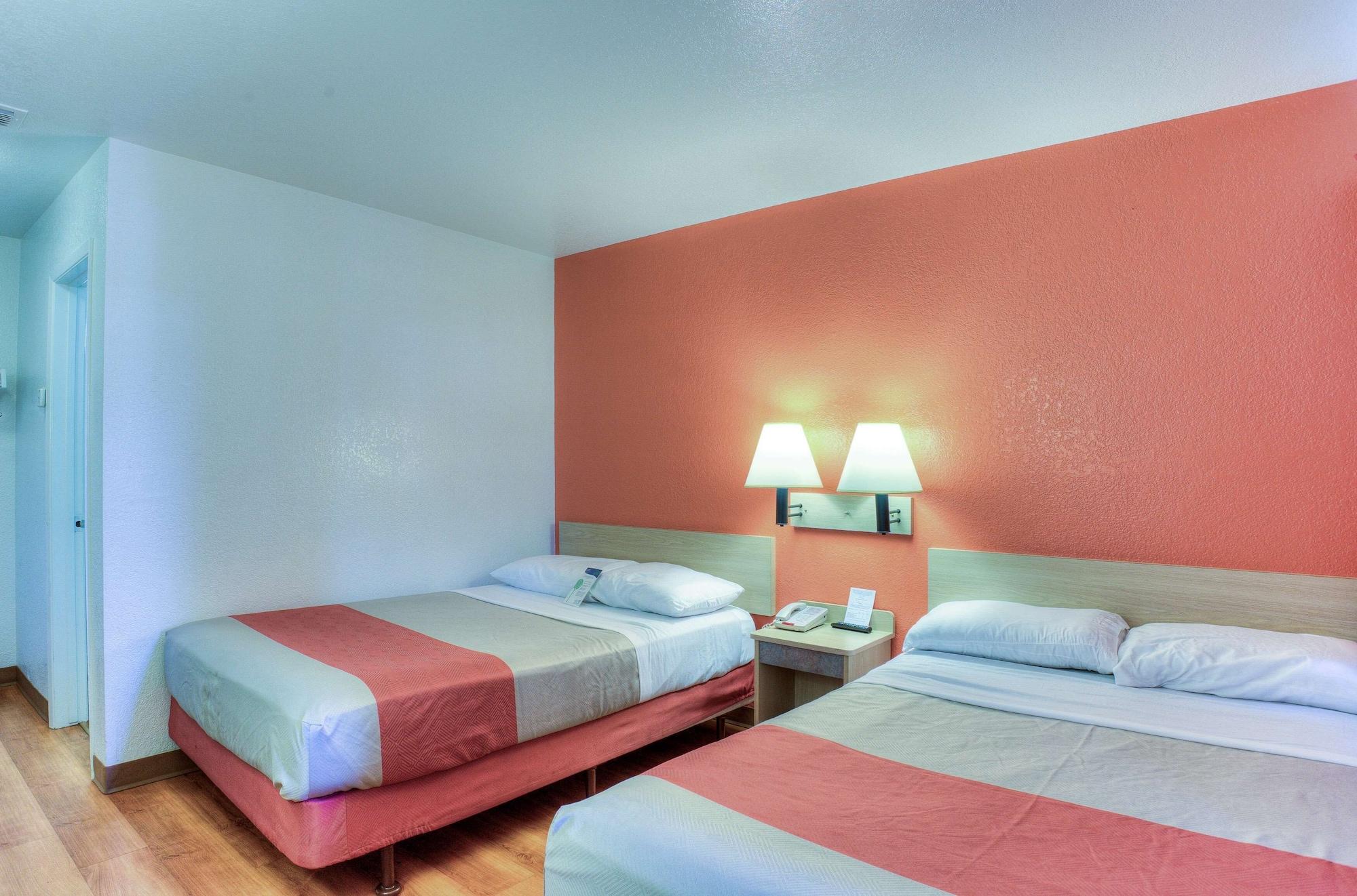 Motel 6-Tigard, Or - Portland South - Lake Oswego Zewnętrze zdjęcie