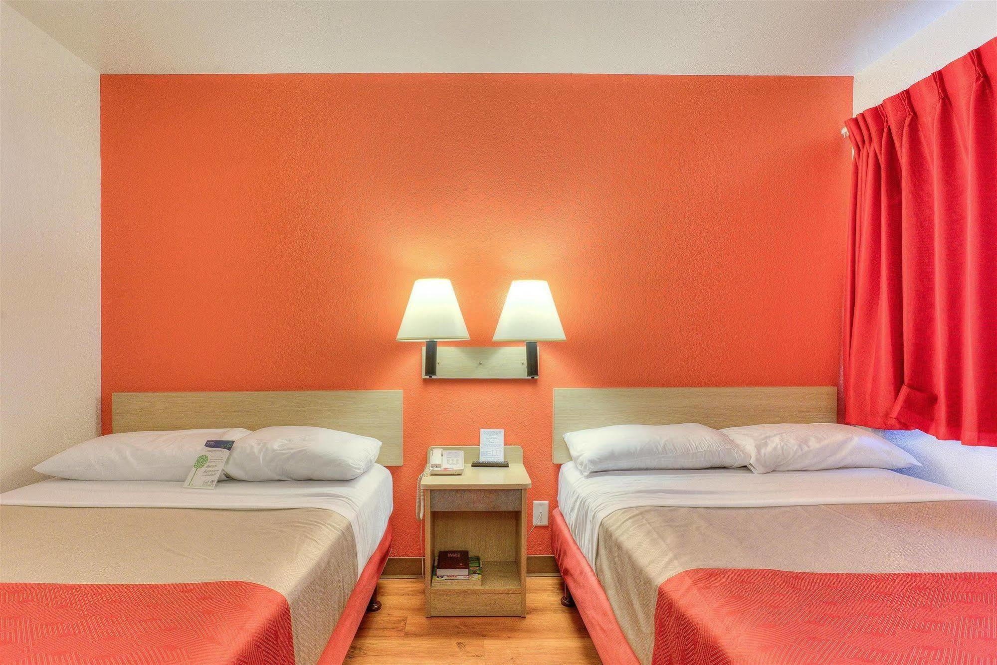 Motel 6-Tigard, Or - Portland South - Lake Oswego Zewnętrze zdjęcie