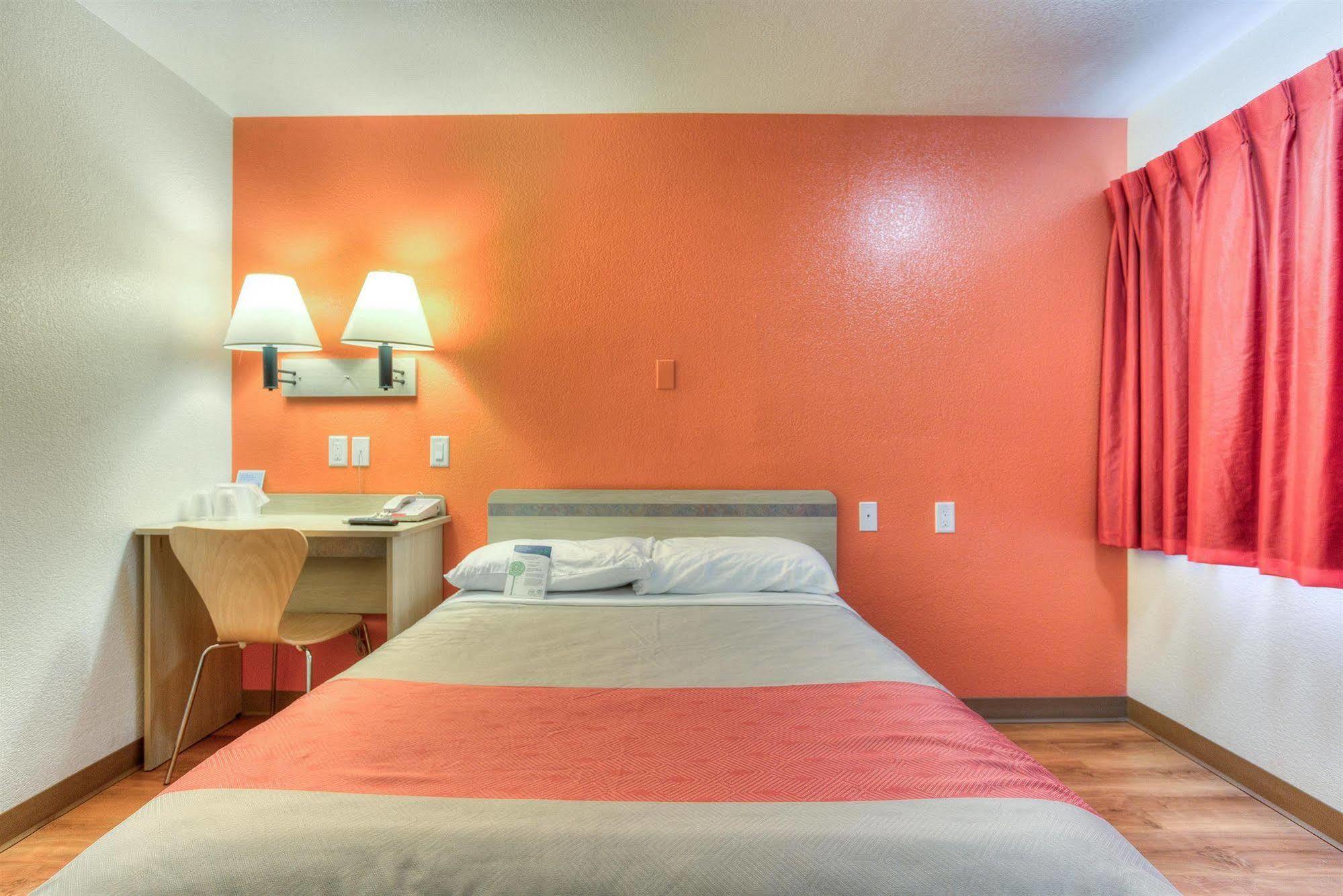 Motel 6-Tigard, Or - Portland South - Lake Oswego Zewnętrze zdjęcie