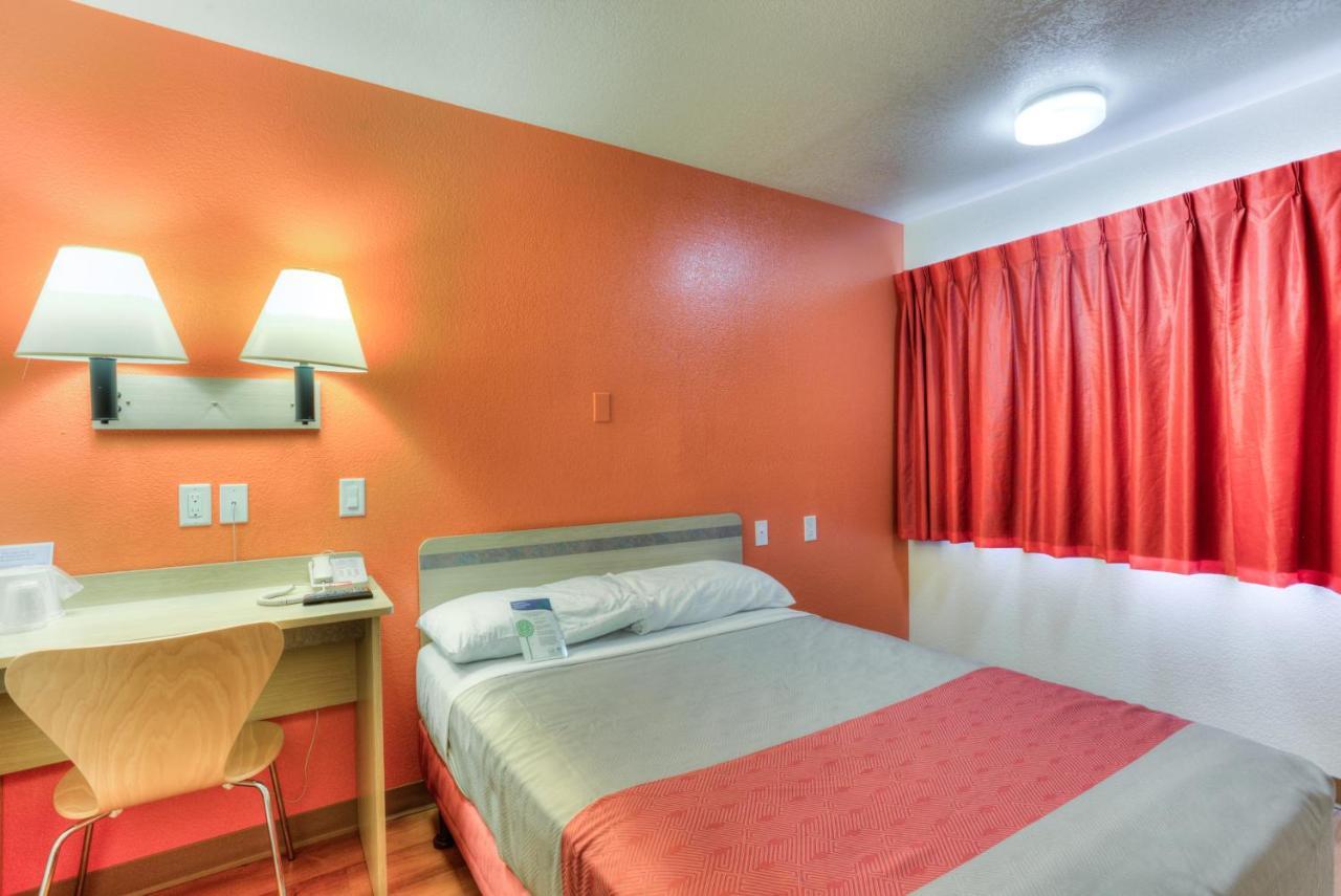 Motel 6-Tigard, Or - Portland South - Lake Oswego Zewnętrze zdjęcie
